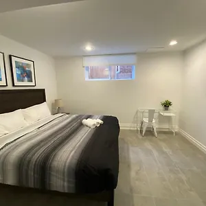 Yorkmills And Bayview !a Spacious And Modern Private Bdr With Shared Bathroom , Toronto Canada