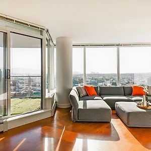 Exceptional Full 3 Bedroom Escape Captivating 360 Scenery , Vancouver Canada